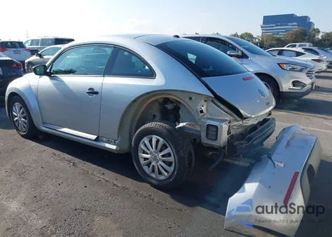 2012 Volkswagen Beetle Entry z USA, uszkodzony, nr VIN 3VWFP7AT0CM615475